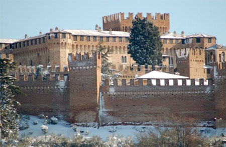Visitare le Marche - Castle of Gradara - italienische Region Marken