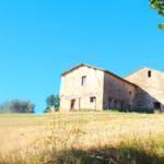 houses to restore in the region Marche