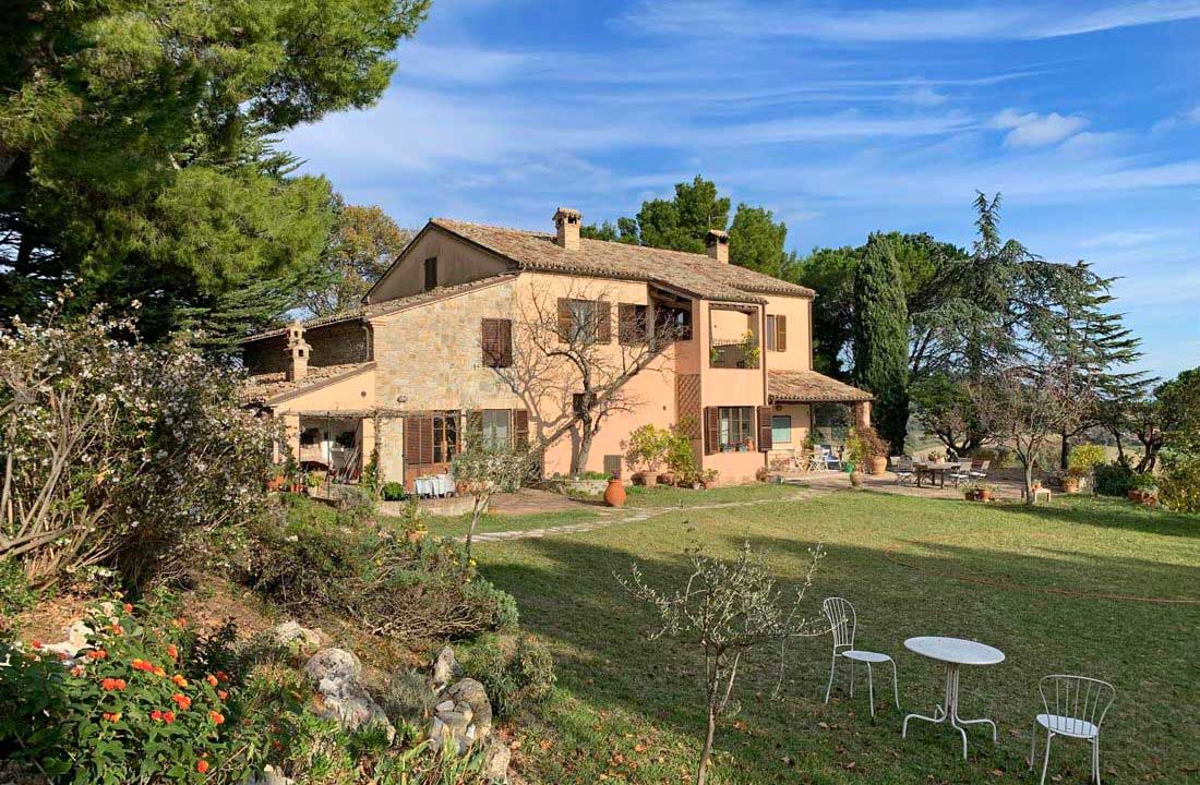 Farmhouse BoranicoVarano, Ancona, Marche