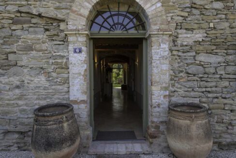 monastero-favari-door