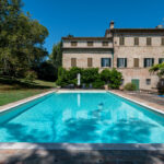 Case con piscina nella provincia di Ancona