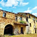 Casali da ristrutturare in provincia di Fermo