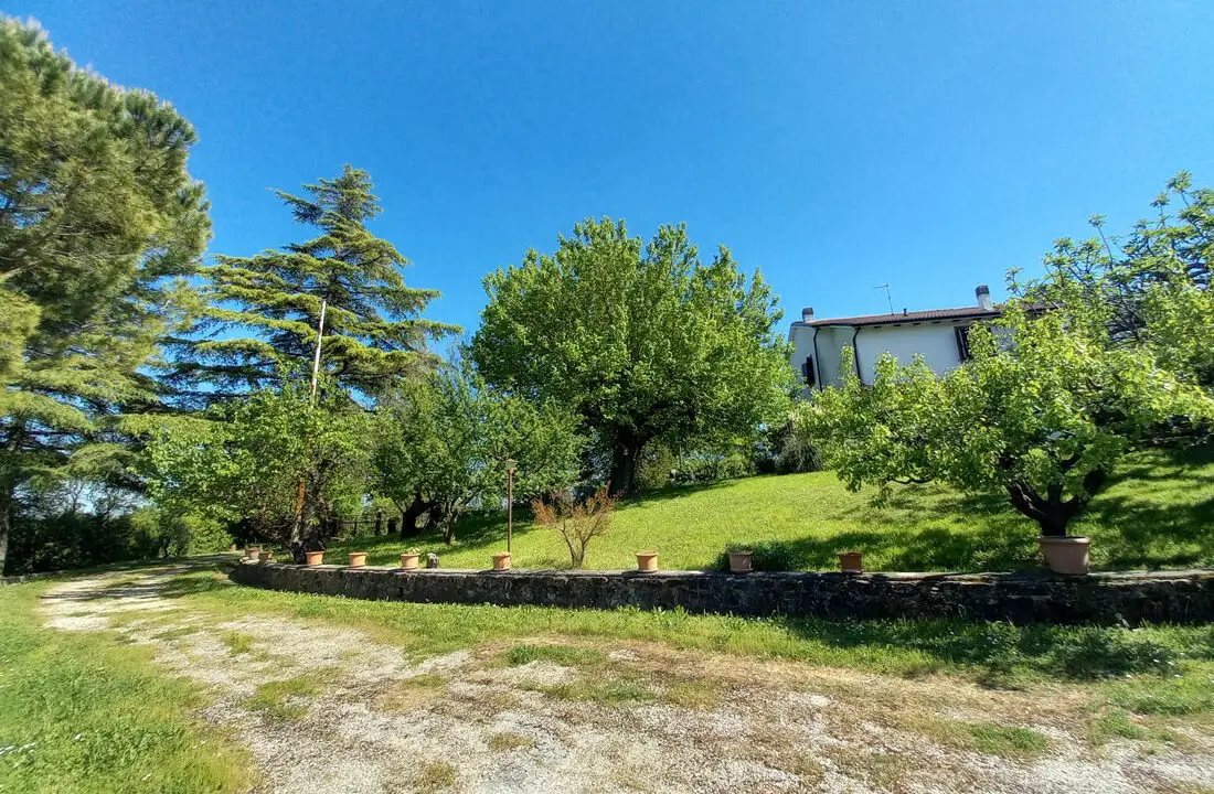 Casale Coroncino a San paolo di Jesi (AN)