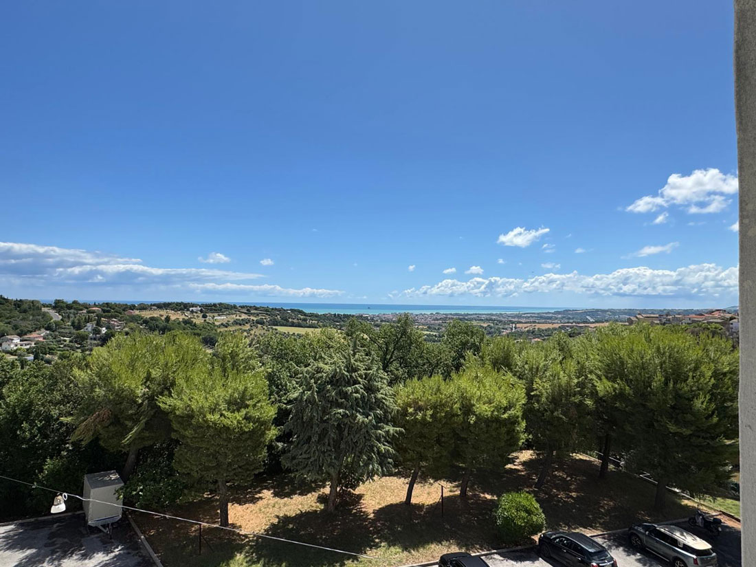 Vista mare a Civitanova Alta