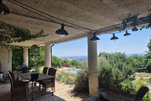 Avenale-quaranta