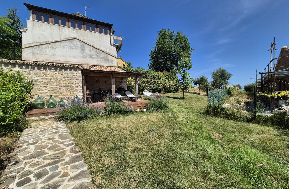 Avenale-tredici