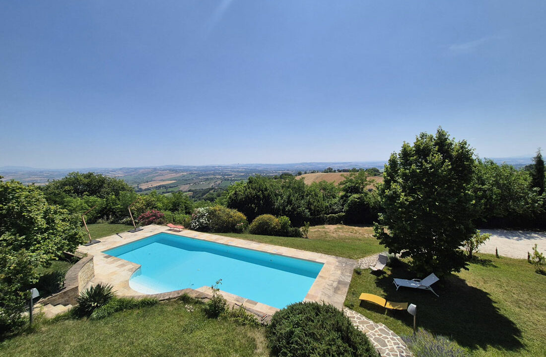 Avenale-ventinove