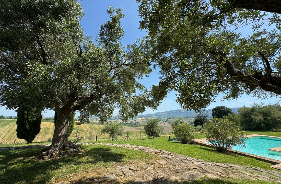 Casa-grande-piscina-cinquantasette