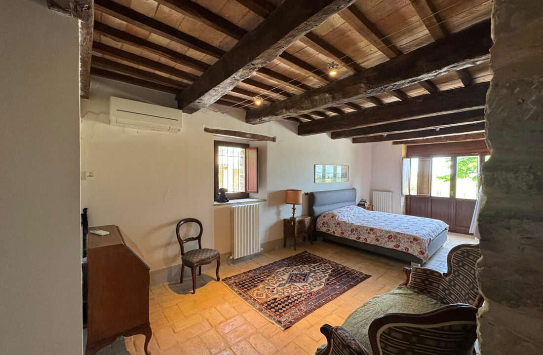 Casa-grande-piscina-tredici