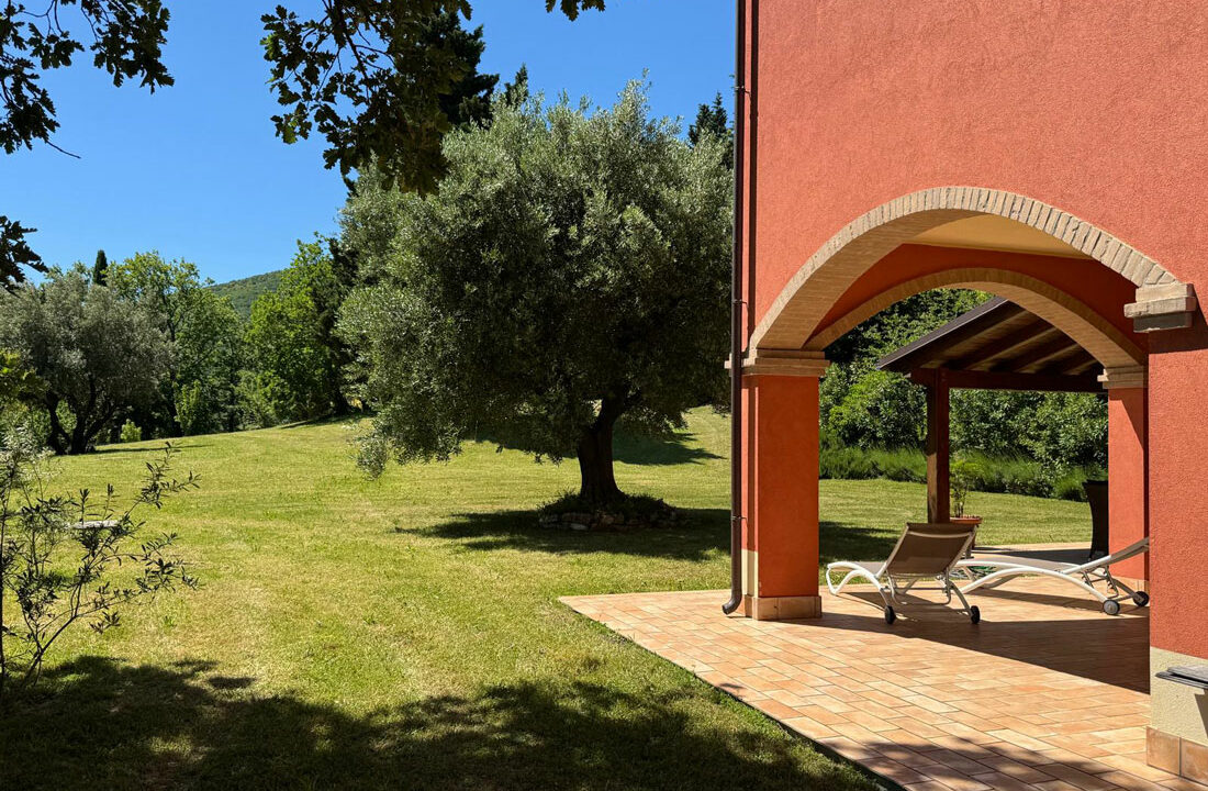 Poggio-san-Vicino-due