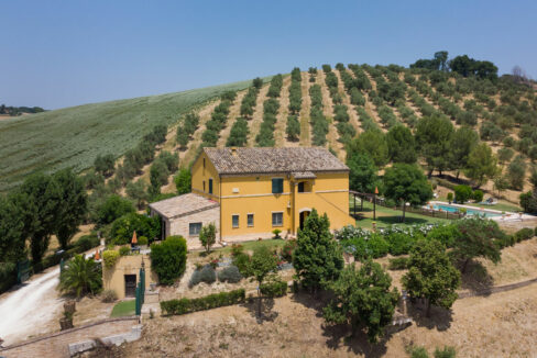Villa-scuderi-quarantadue