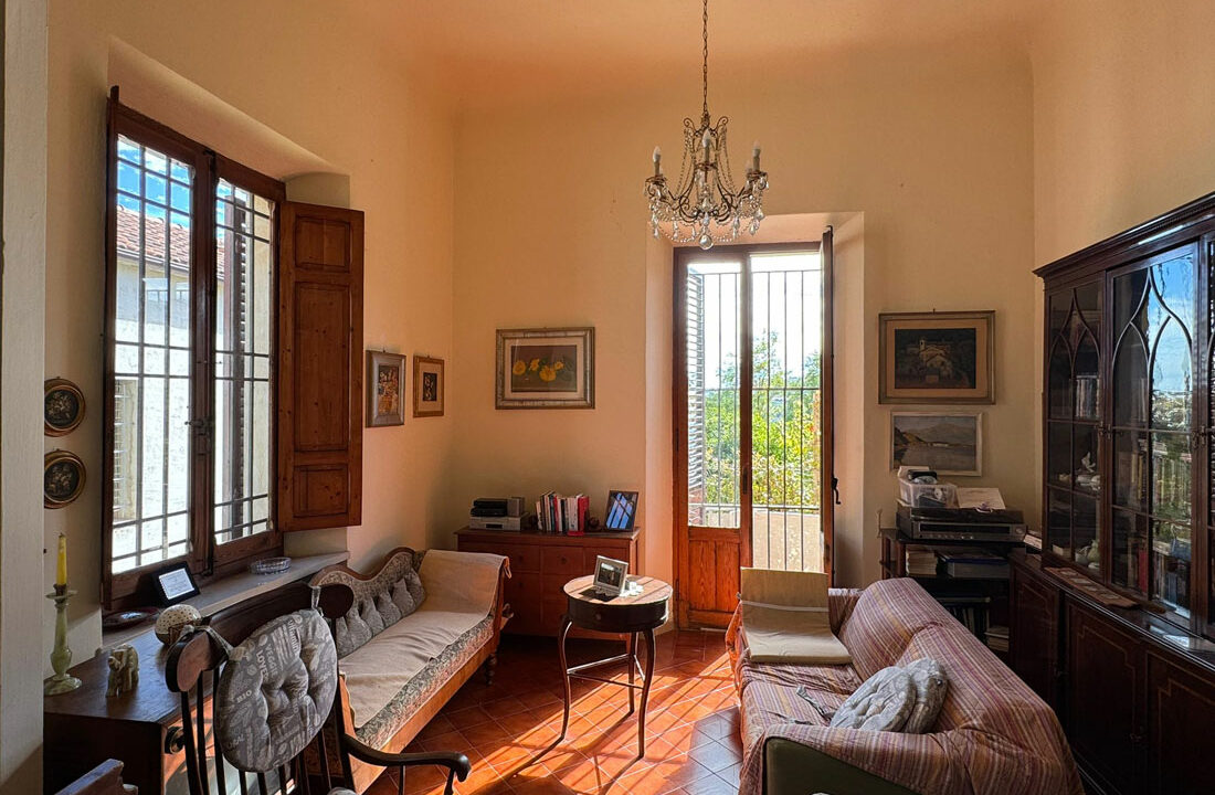 Villa-Strada-dieci