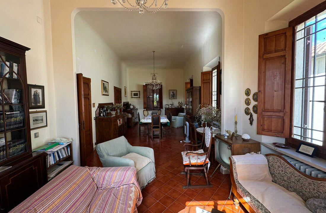 Villa-Strada-tredici