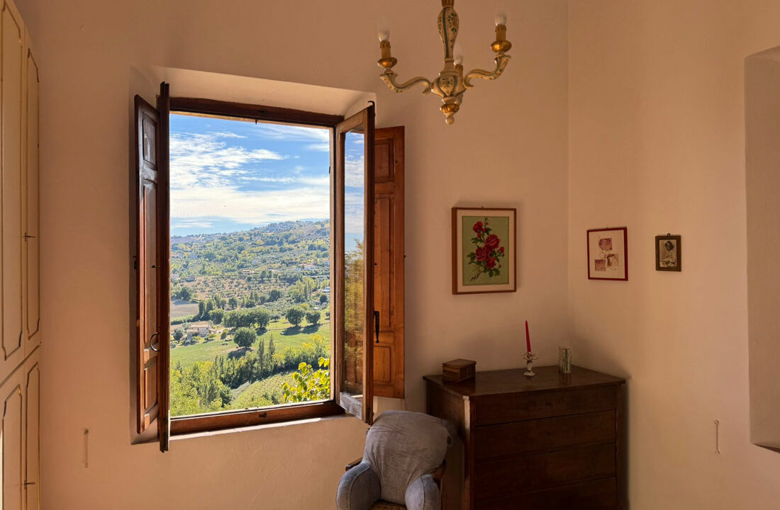 Villa-Strada-ventisette