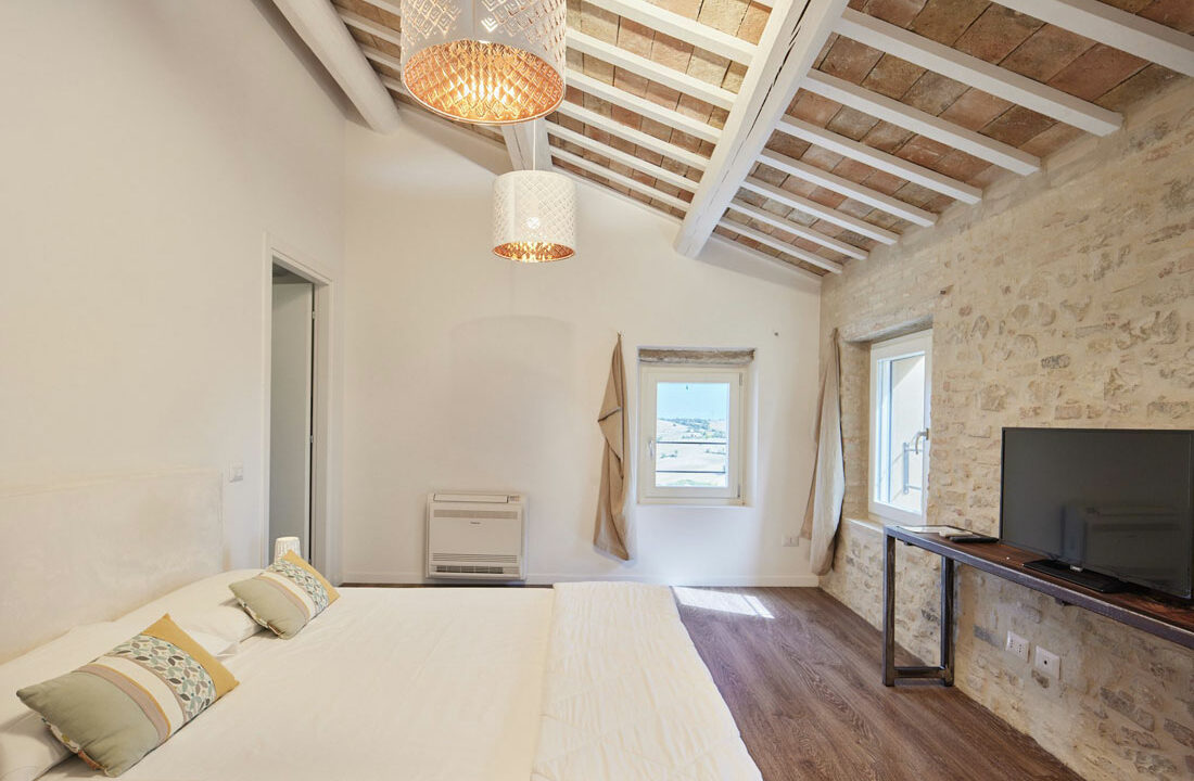 Borgo-della-Spiga-centoquattro