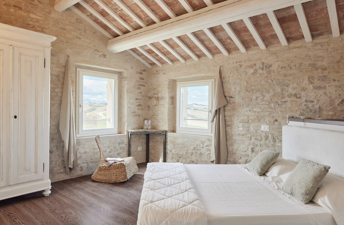 Borgo-della-Spiga-centouno