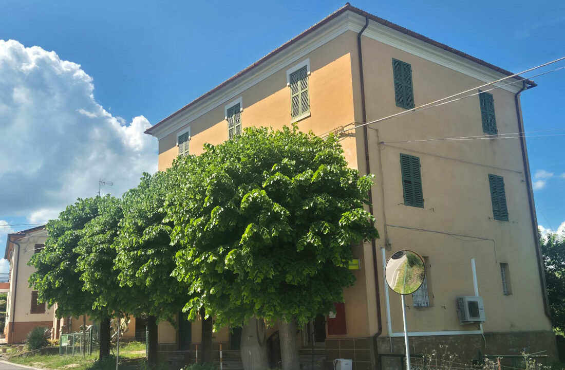 Castiglioni-paese-trentacinque