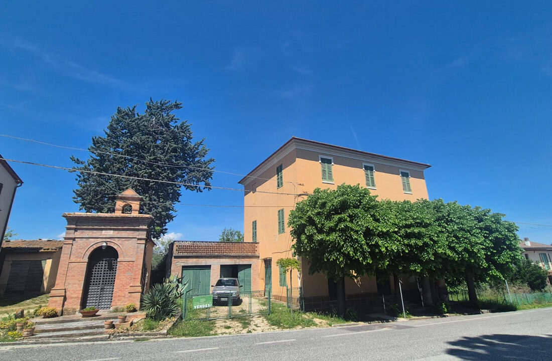 Castiglioni-paese-trentasei