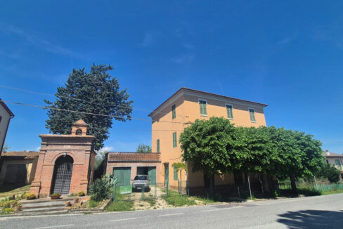 Castiglioni-paese-trentasei