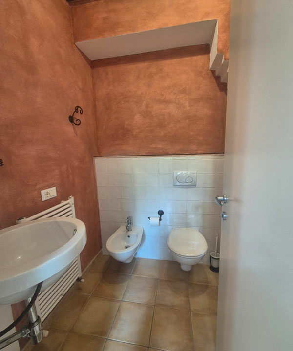 Ridotta-bagno-due