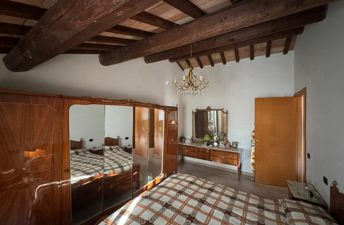 Casa-senza-fondamenta-quarantaquattro