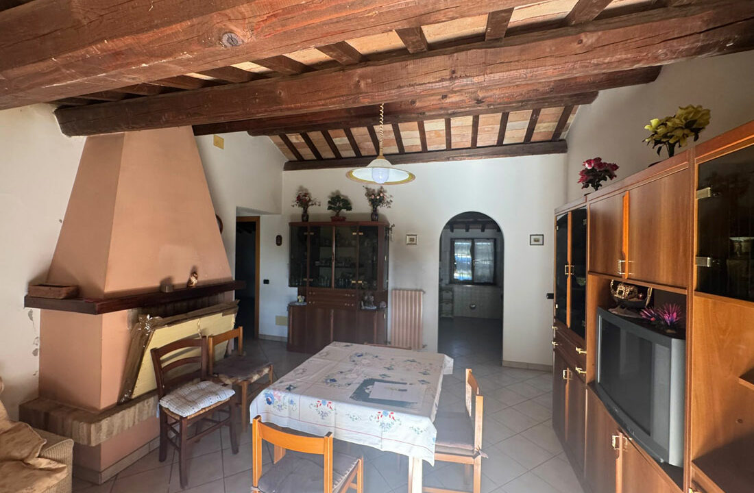 Casa-senza-fondamenta-sei
