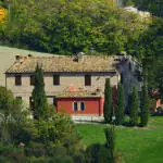 Casali in vendita nelle Marche