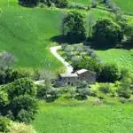 Casolare da ristrutturare a Monteroberto AN