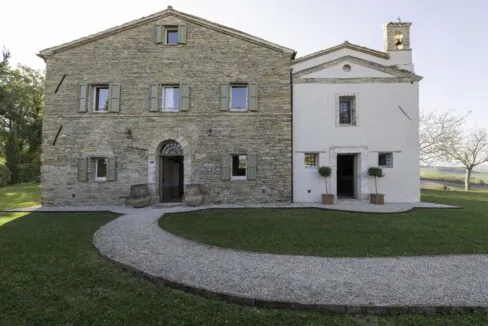 monastero-favari-frontone