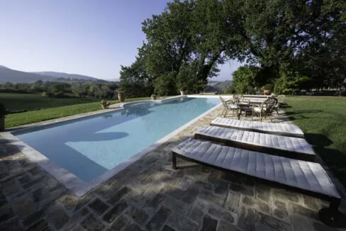 monastero-favari-swimming