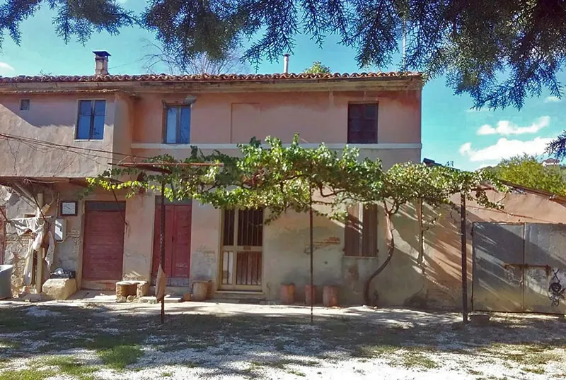 Casa colonica marchigiana a san marcello