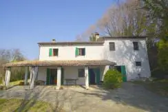 Casolare-Pesaro-fronte
