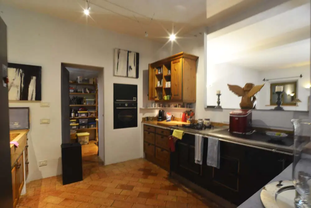 casale-delle-ninfe-cucina-due
