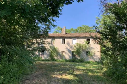casale-fratterosa-viale