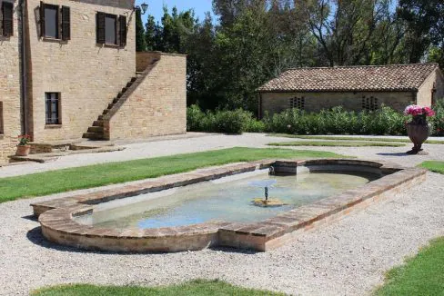treia-fontana