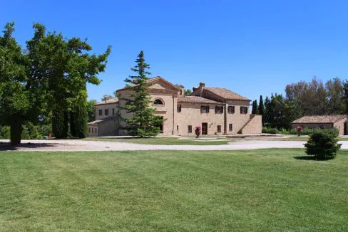 treia-sfondo