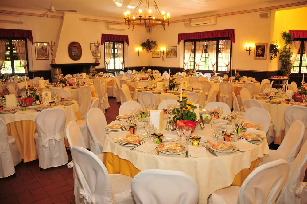 Villa-Rovere-saloon