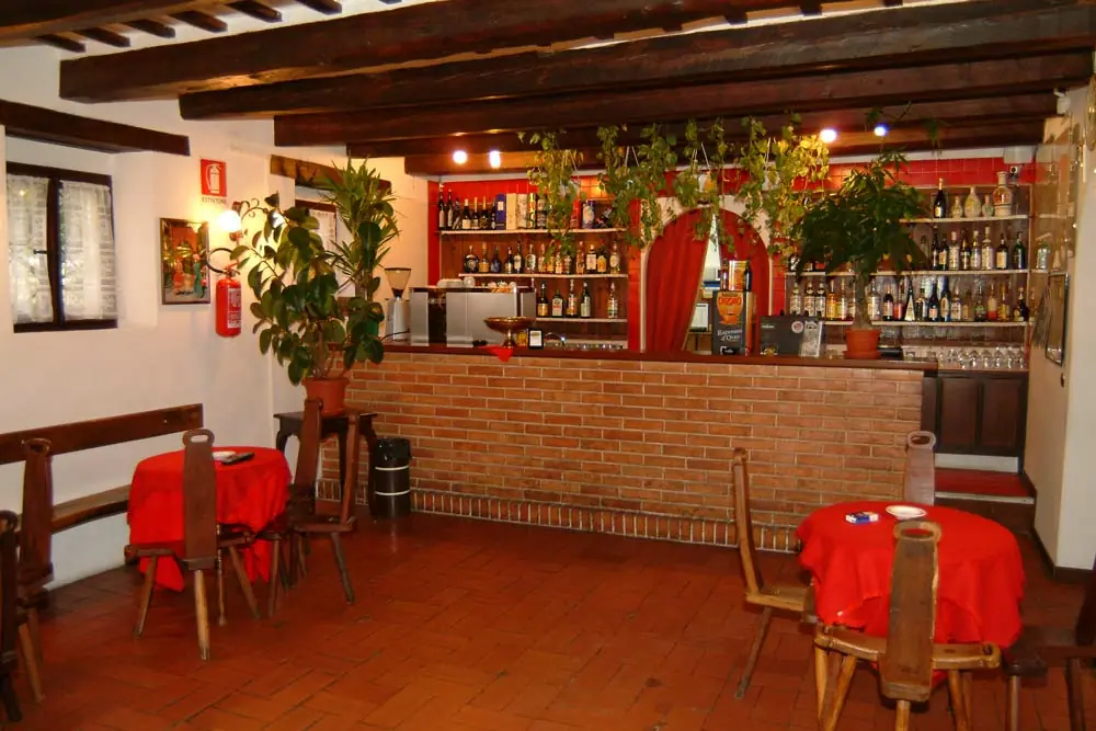 Villa-della-Rovere-bar