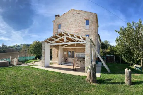 casale-Coste-fronte