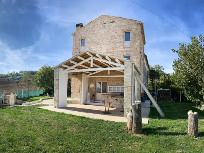 Casale Coste vicino Jesi
