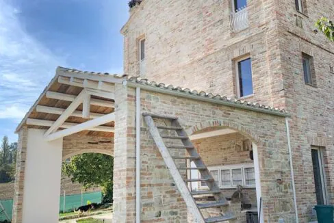 casale-Coste-profilo