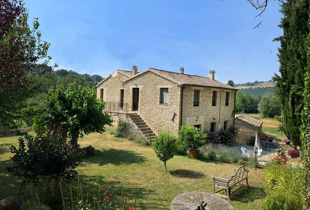 case in pietra in vendita nelle Marche