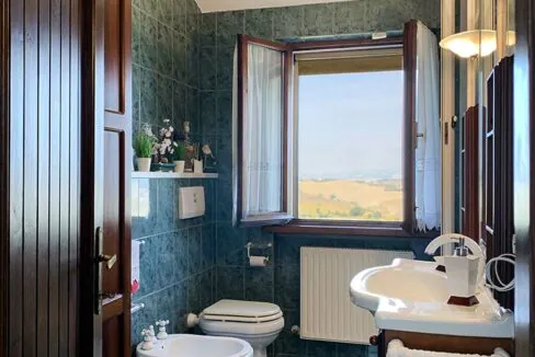 casale-roveresco-bagno