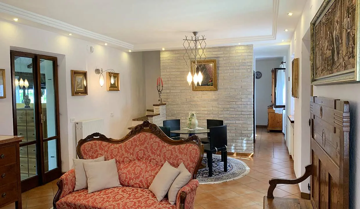 casale-roveresco-salone