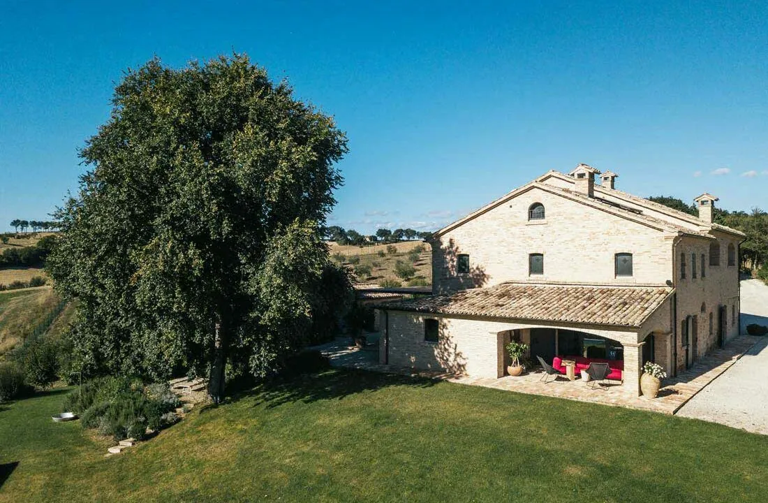 case di campagna in vendita nelle Marche