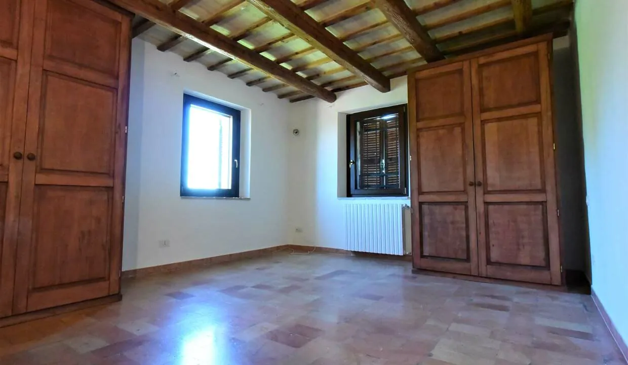 casale-fermo-altra-stanza