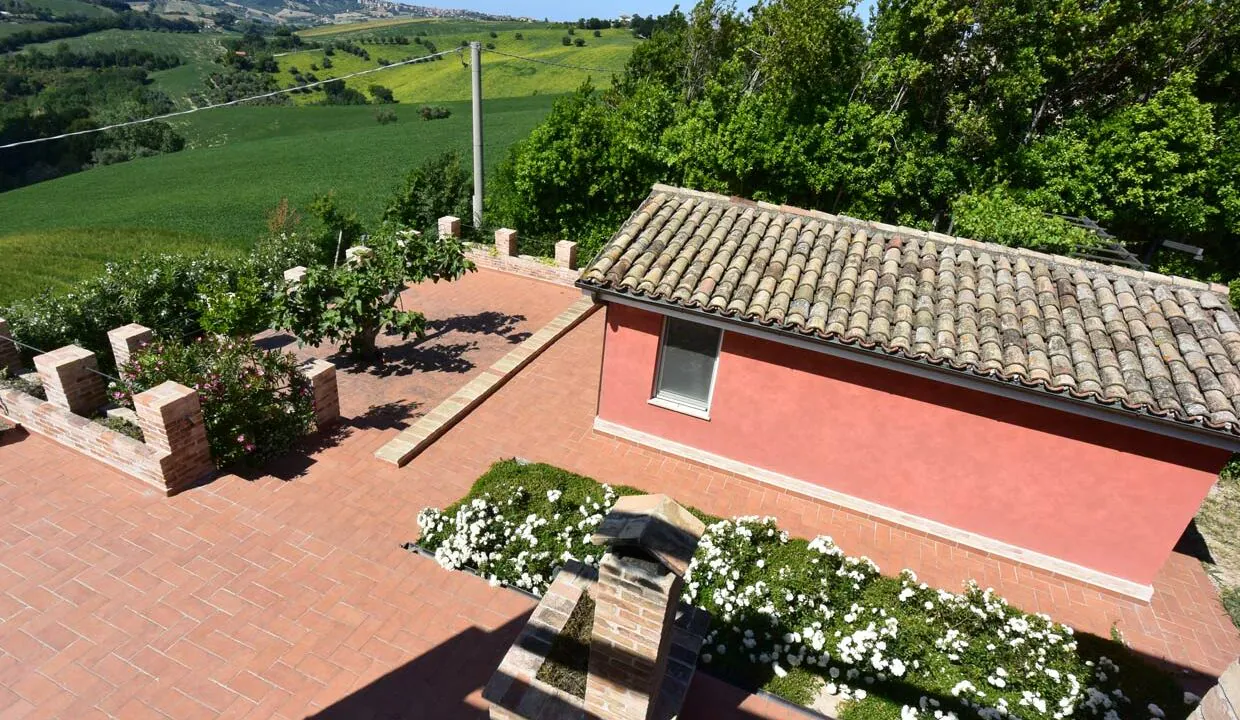 casale-fermo-casetta-terrace