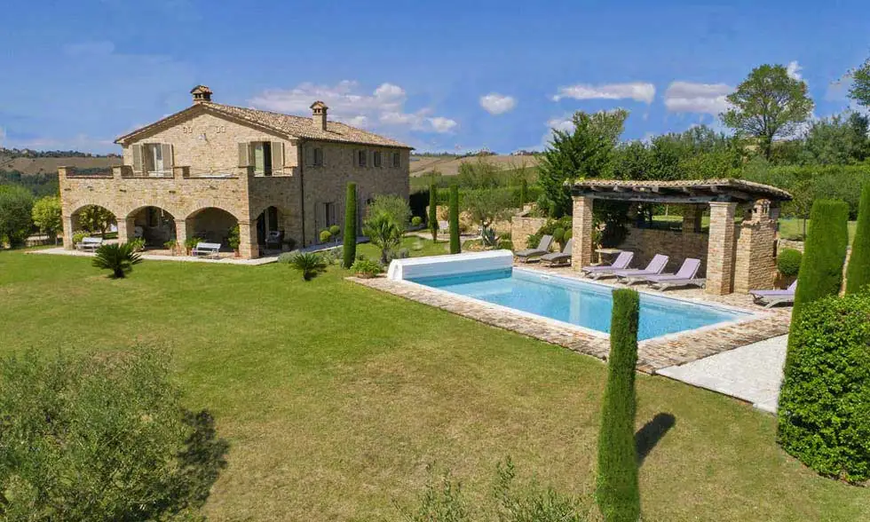 casale con piscina