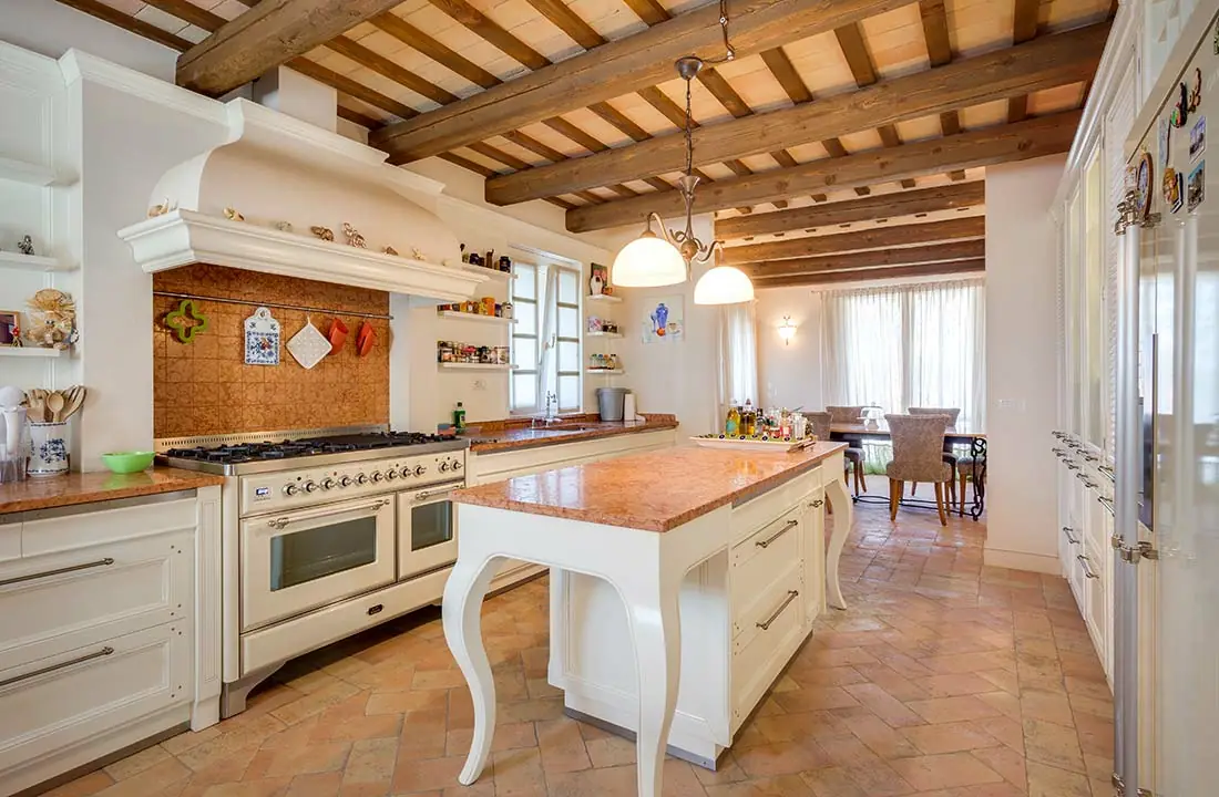 Villa-Commenda-cucina