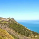 Casali vicino al mare nelle Marche
